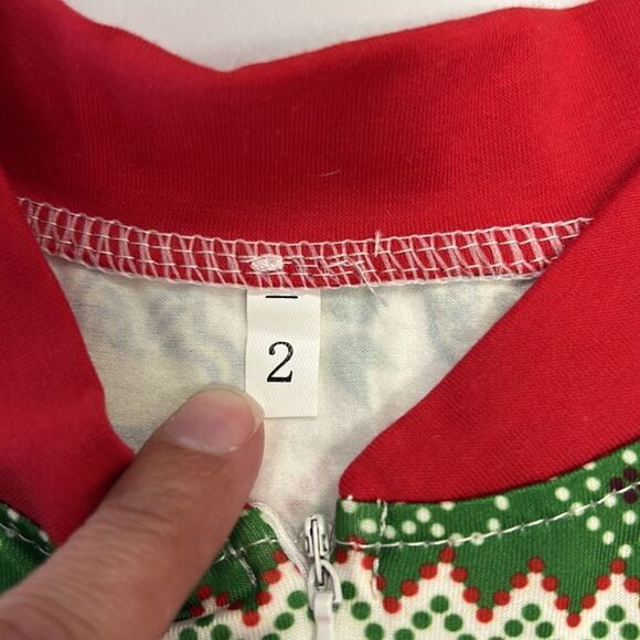 Dr. Seuss Grinch Christmas Toddler Red Green White Footless Sleeper Size 2 - Picture 6 of 7